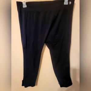 Black Athletic Leggings/ Includes Free Item
